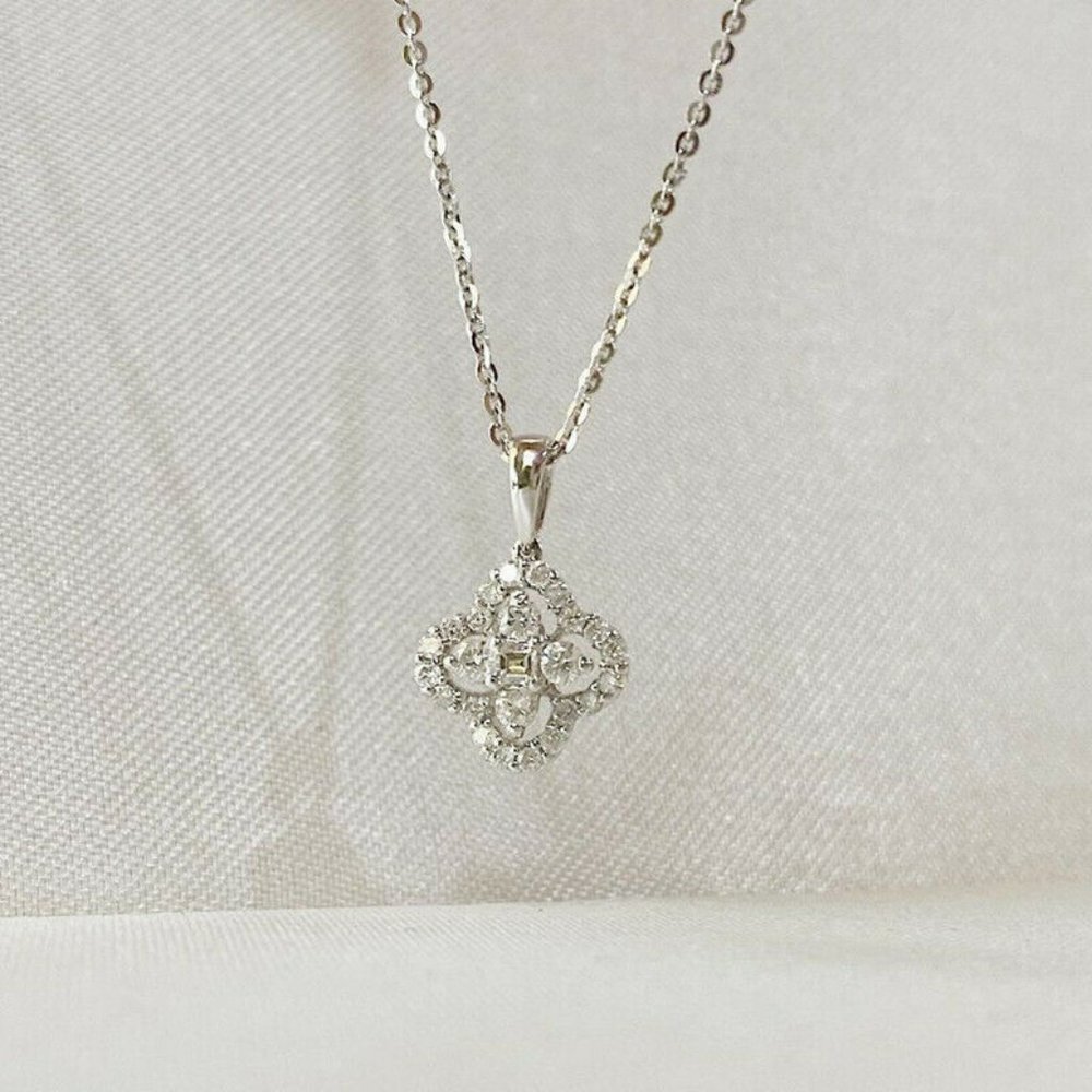 NEW 925 Sterling Silver Diamond Clover Pendant Necklace